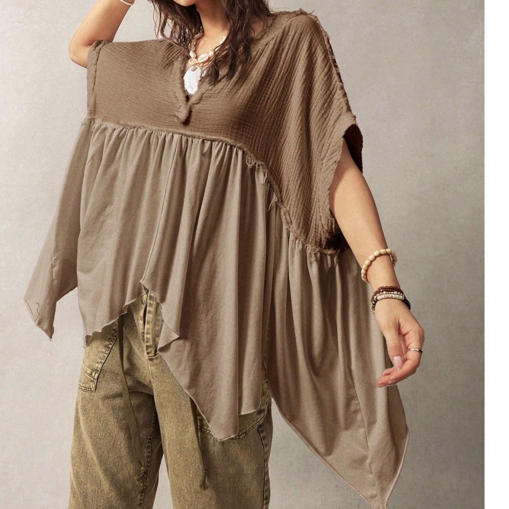 Solid Notched neck High Low Asymmetrical hem oversized Top - Picture 4 of 12